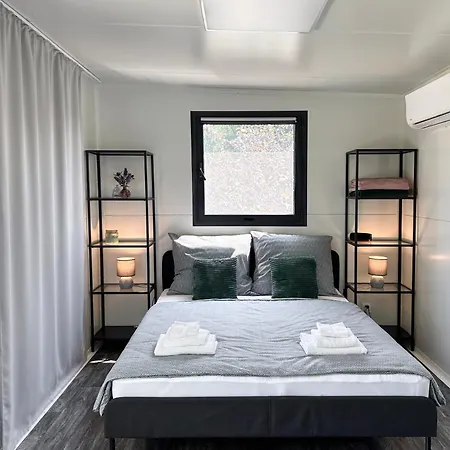 Apartament Tiny House Mezi Sklepy Kobylí Zewnętrze zdjęcie