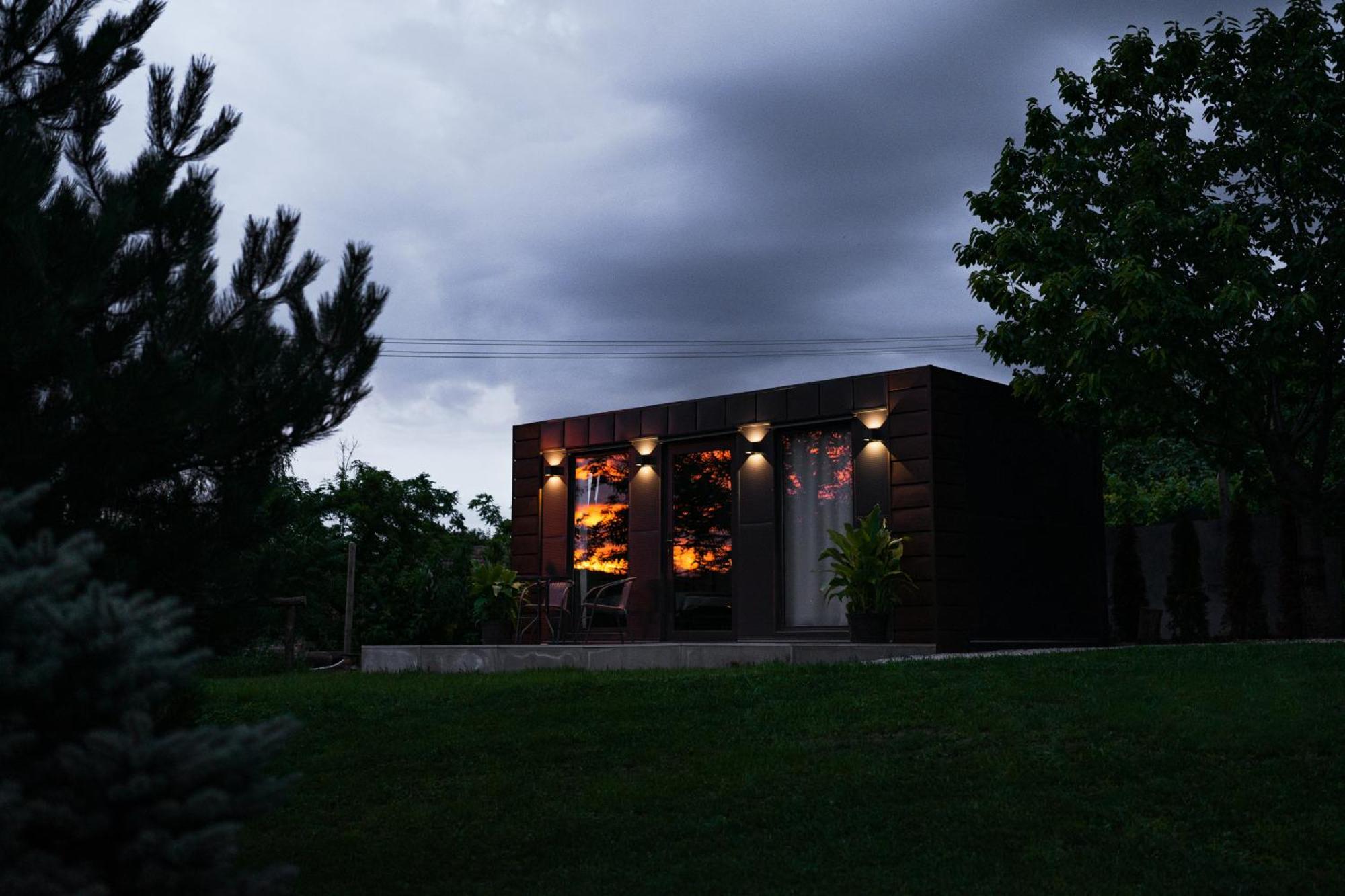 Tiny House Mezi Sklepy *
